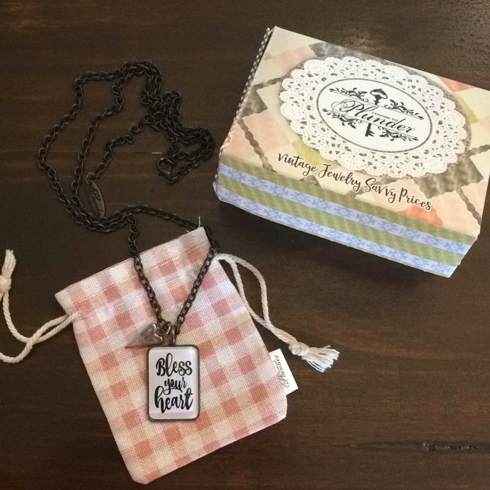 Plunder “Blanche” Necklace